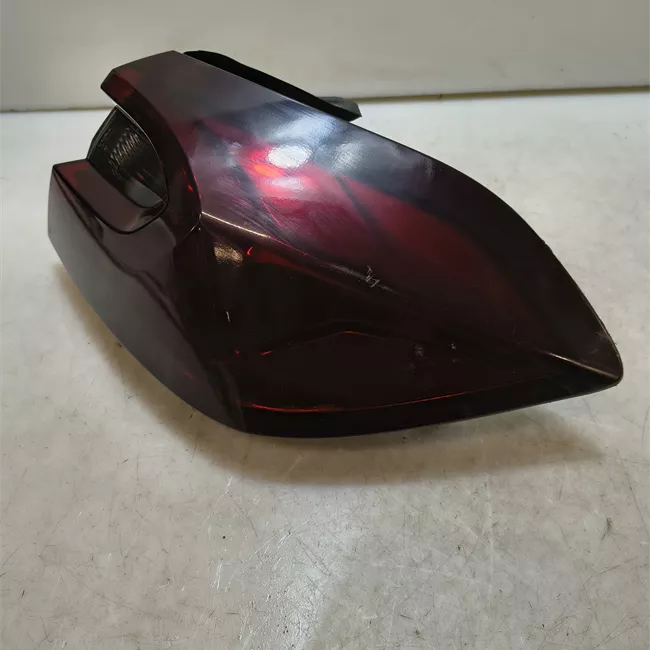 Fanale posteriore parte esterno destro Led