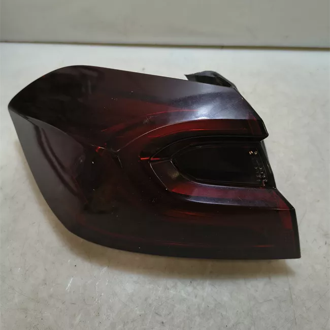Fanale posteriore parte esterno sinistro Led