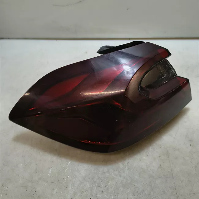 Fanale posteriore parte esterno sinistro Led