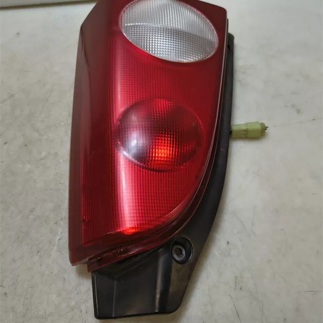Fanale posteriore destro