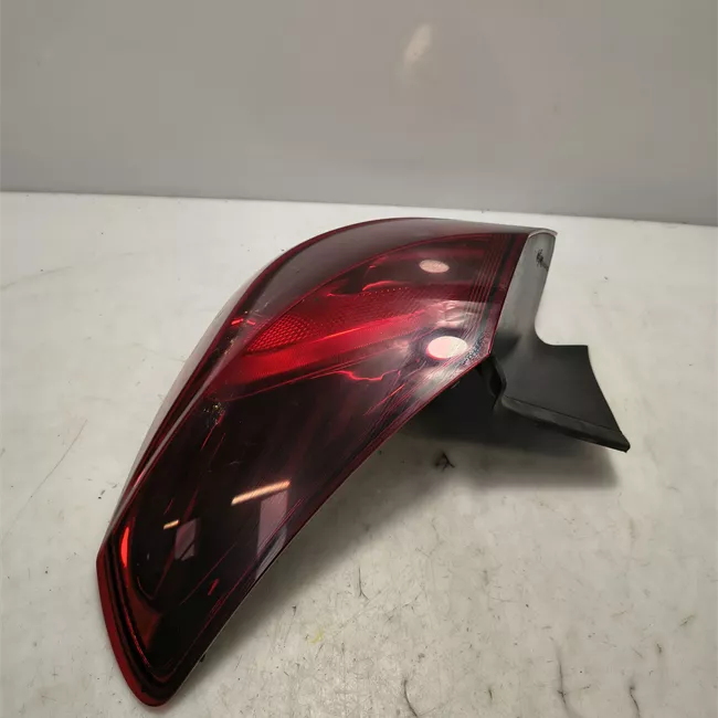 Fanale posteriore parte esterno destro
