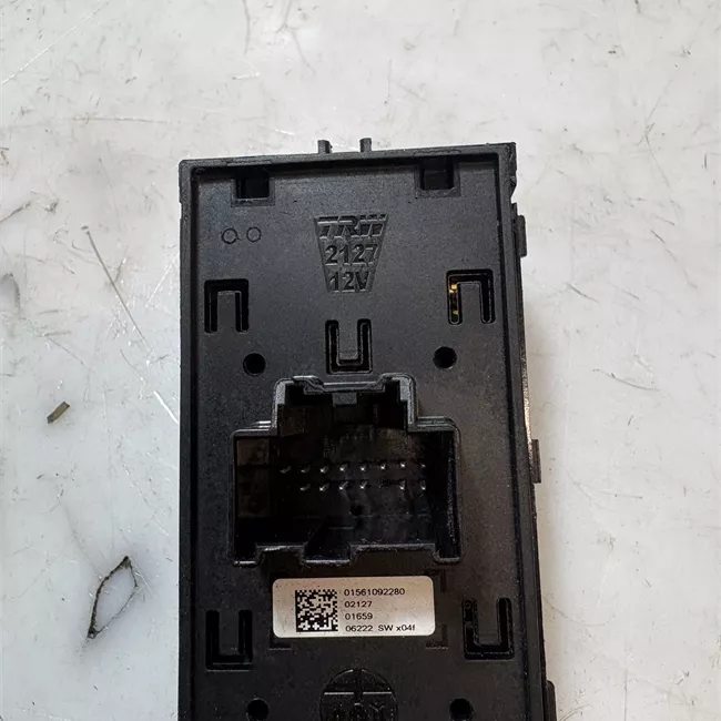 Interruttore alzacristalli porta anteriore
