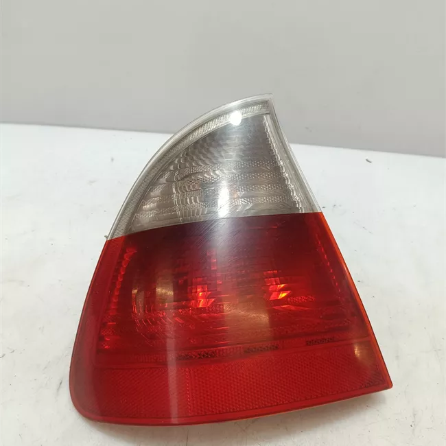 Fanale posteriore parte esterno sinistro Indicatori Direzione Bianchi