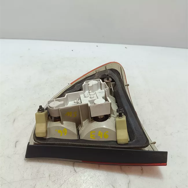 Fanale posteriore parte esterno sinistro Indicatori Direzione Bianchi