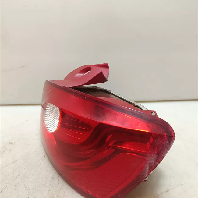 Fanale posteriore destro