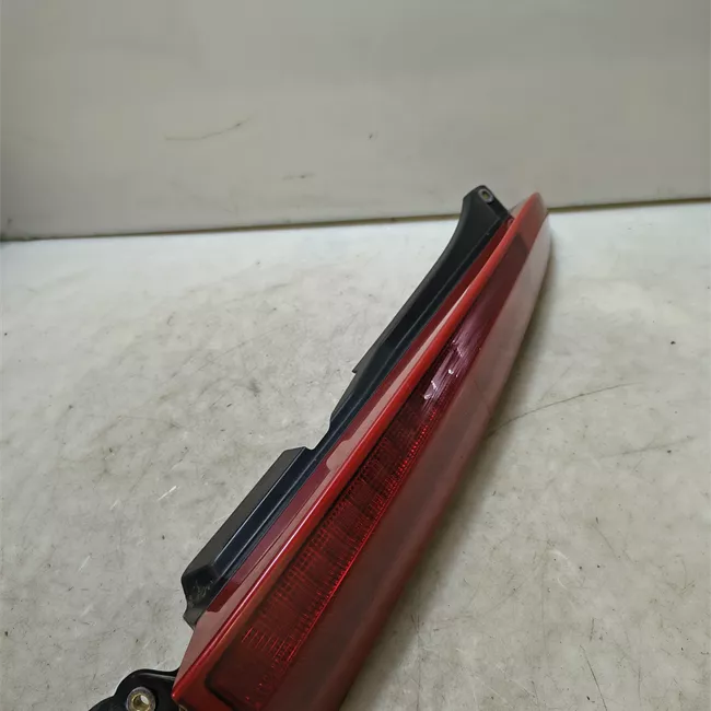 Fanale posteriore parte superiore destro
