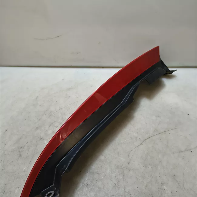Fanale posteriore parte superiore destro