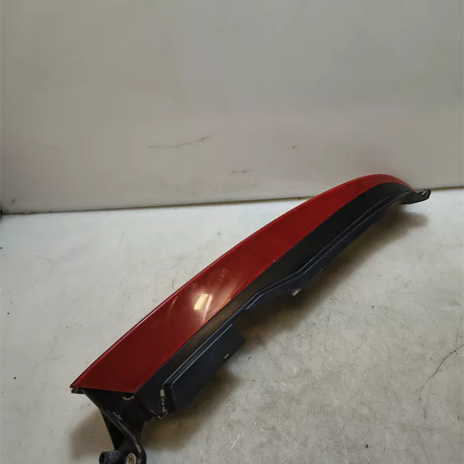 Fanale posteriore parte superiore sinistro