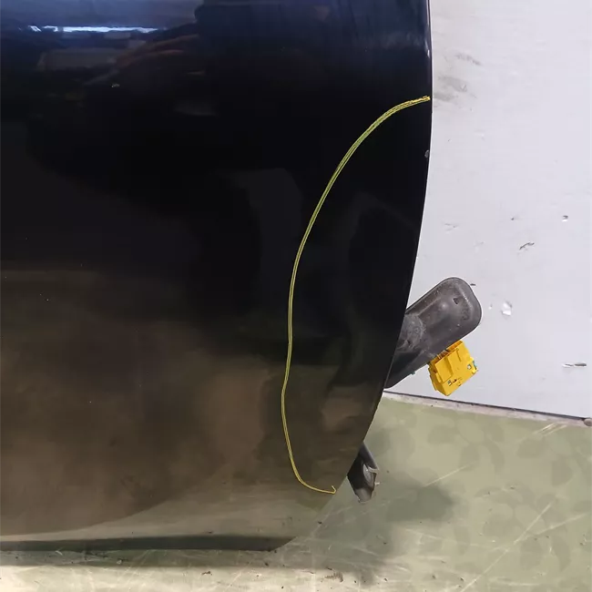 Porta anteriore destra