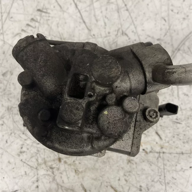 Compressore aria condizionata Denso, rotazionale