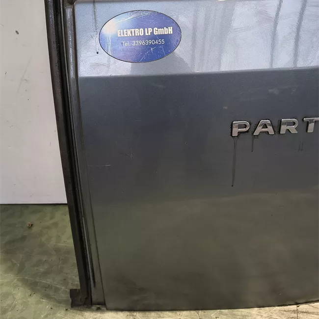 Porta carico posteriore a battente destra Vetrata