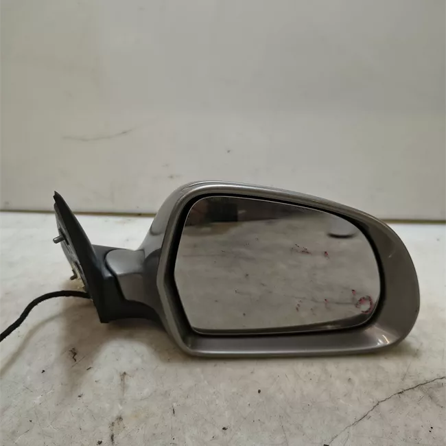 Retrovisore esterno regolazione elettrica destro con luce di orientamento