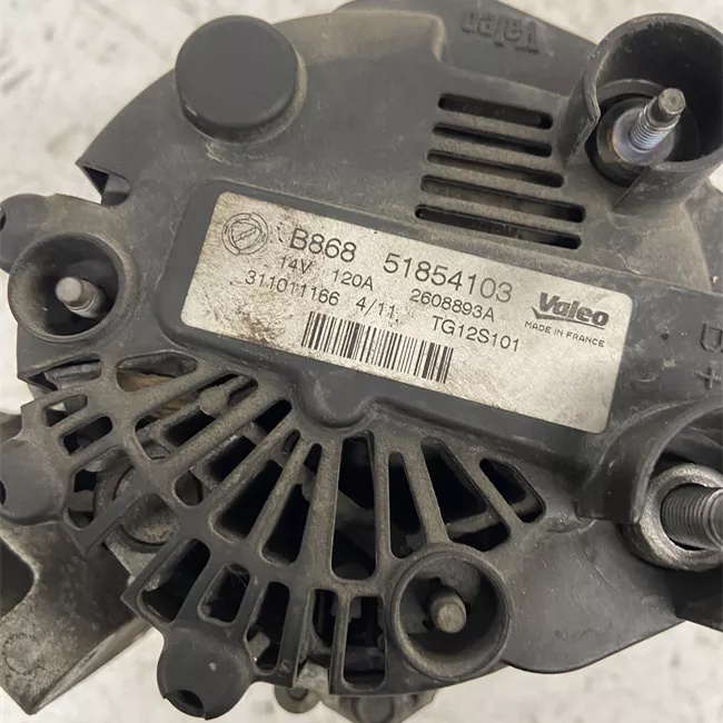 Alternatore 120AMP con aria condizionata