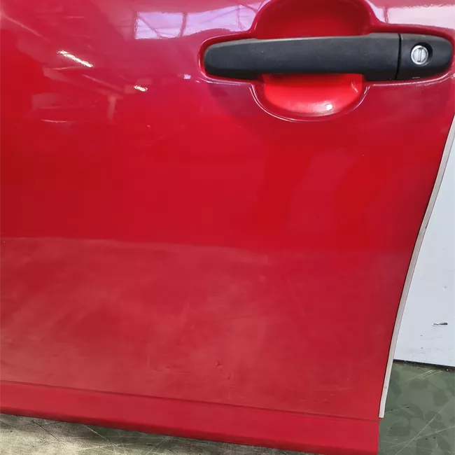 Porta anteriore sinistra