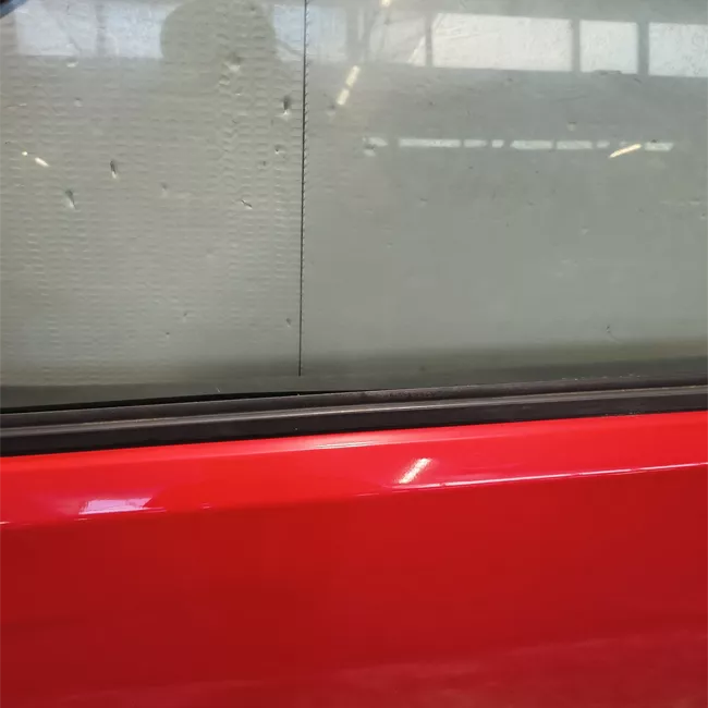 Porta anteriore sinistra