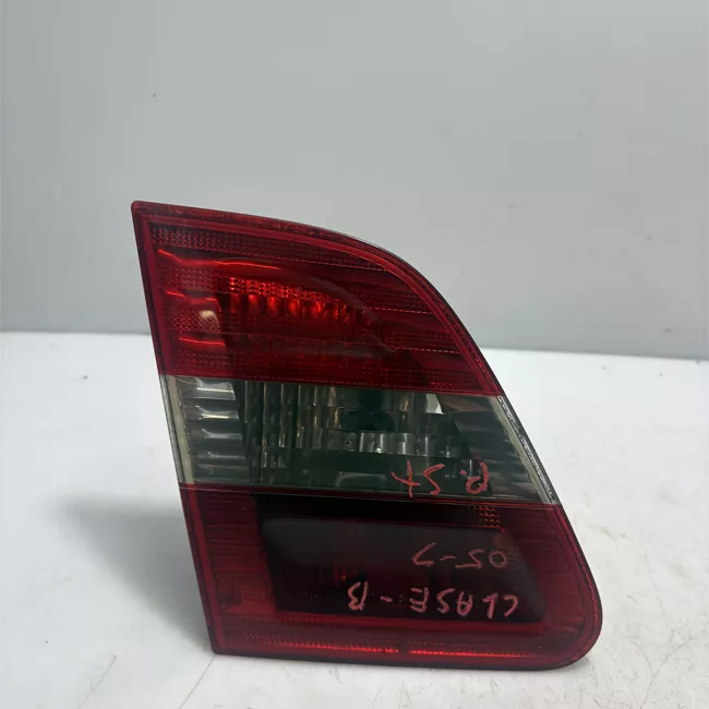 Fanale posteriore parte interno sinistro con pacchiusura Cromo