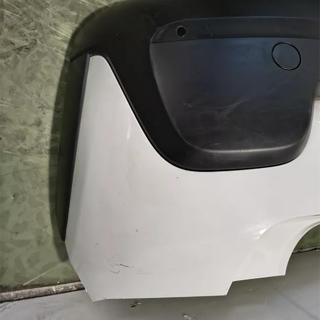 Paraurti posteriore superiore con allargat.parafango primer