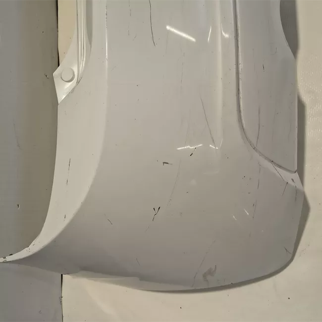 Paraurti posteriore con sensore parcheggio