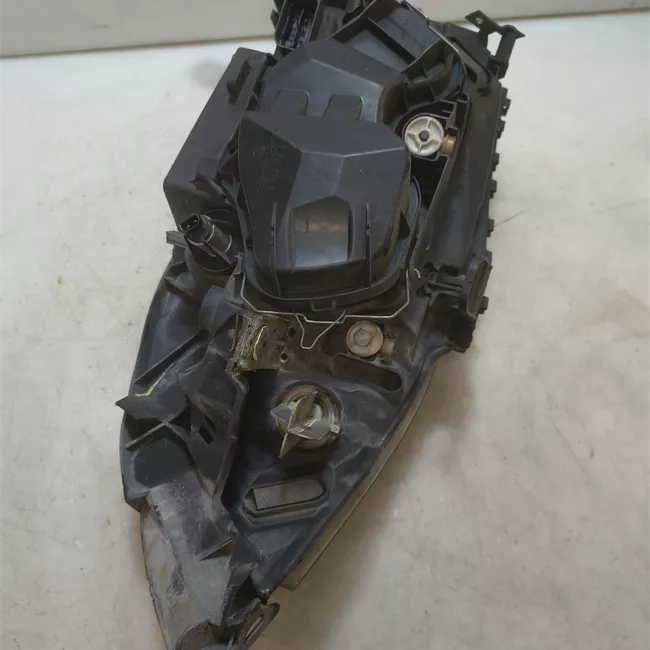 Proiettore destro Bi-xeno