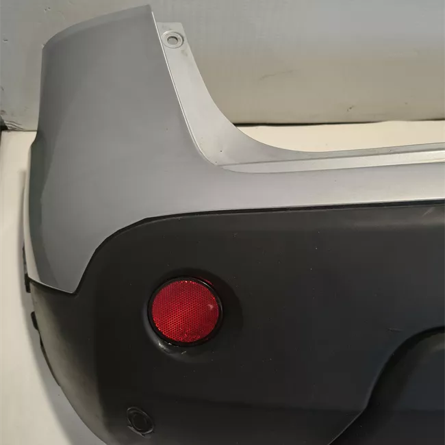 Paraurti posteriore con sensore parcheggio