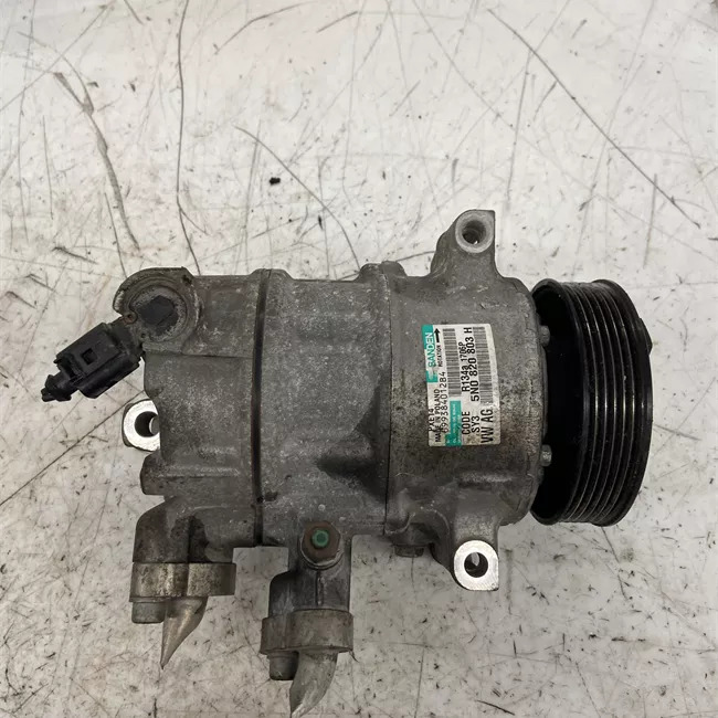 Compressore aria condizionata rotazionale