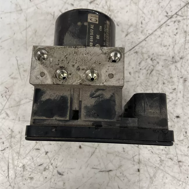 Aggregato ABS con abs/controllo pressione pneumatici