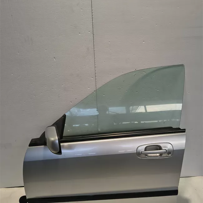 Porta anteriore sinistra