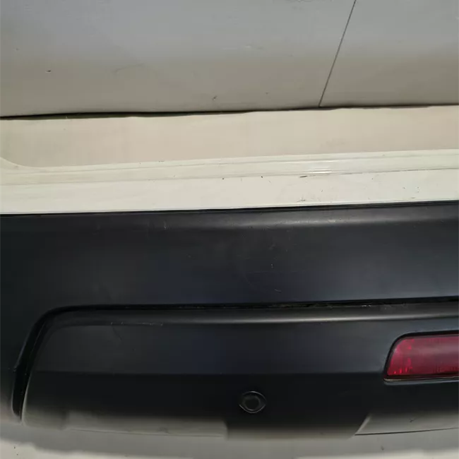Paraurti posteriore con sensore parcheggio