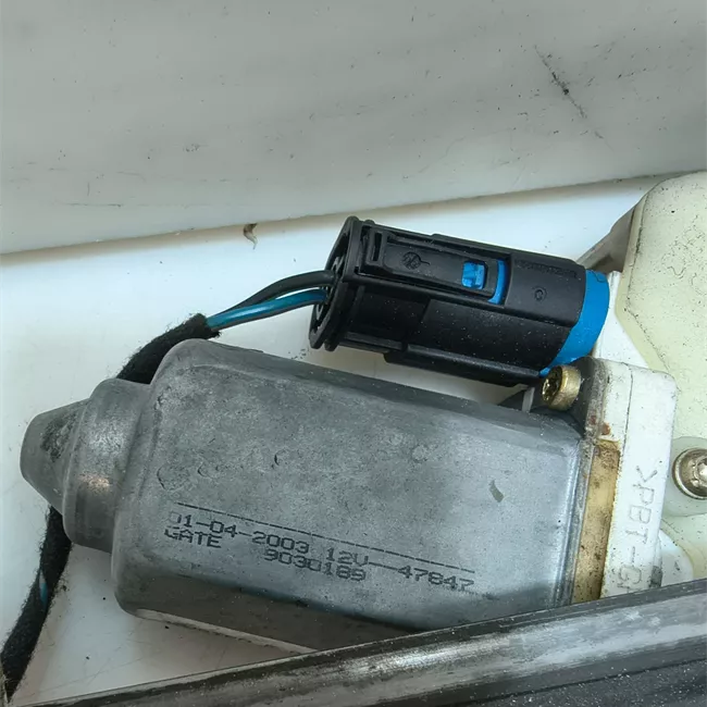 Alzacristallo porta anteriore sinistro