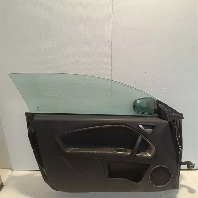 Porta anteriore sinistra