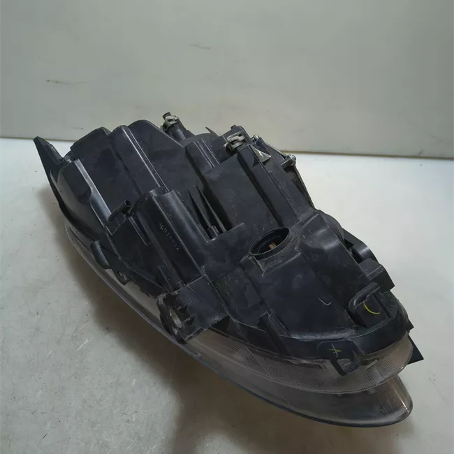 Proiettore destro Xeno