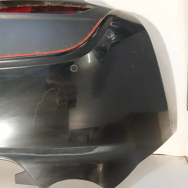 Paraurti posteriore con sensori parcheggio primer