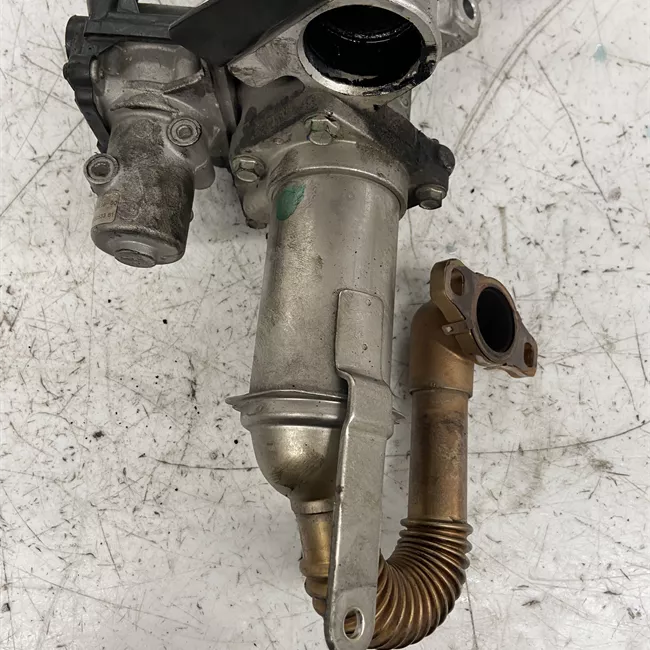 Scambiatore calore EGR con raccordo e tubo recupero gas