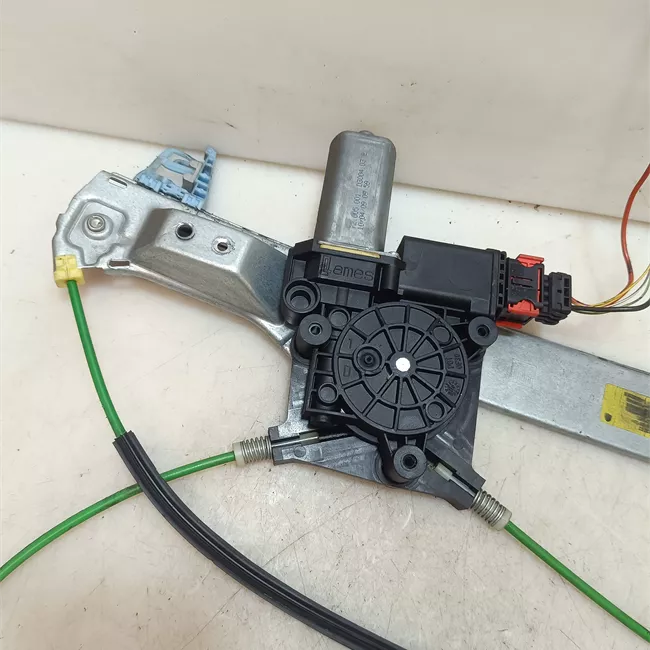 Alzacristallo elettrico porta anteriore sinistro con motorino