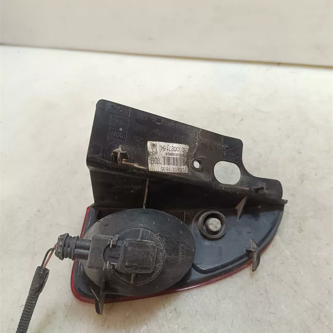 Fanale retronebbia destro