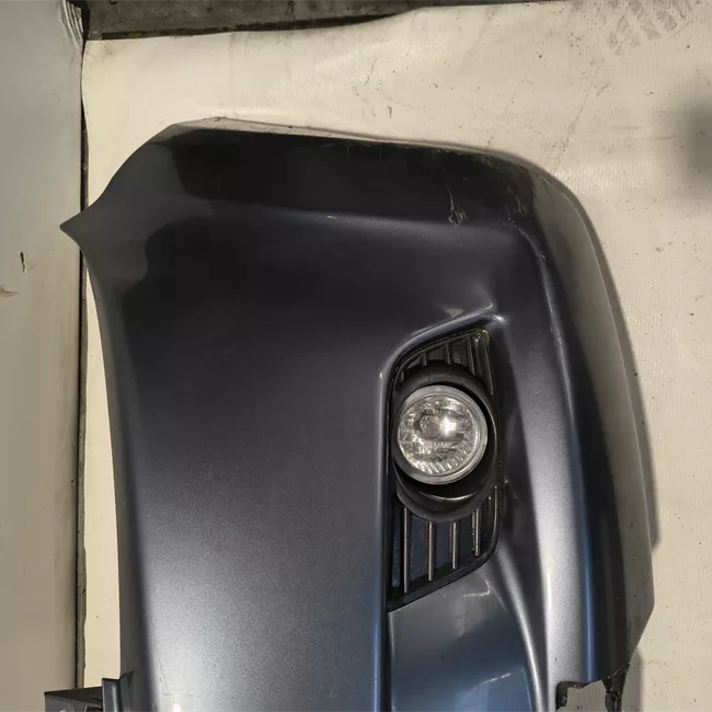 Paraurti anteriore con over fender