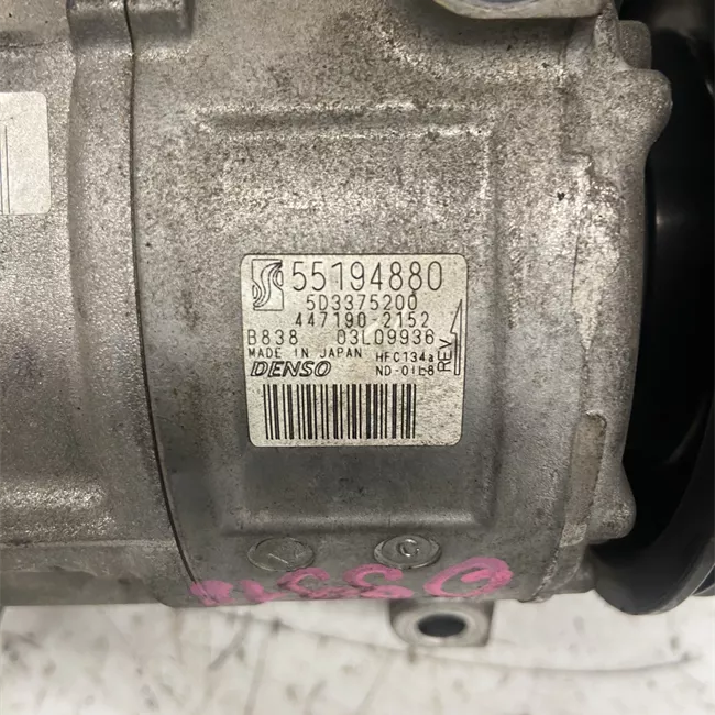 Compressore aria condizionata rotazionale