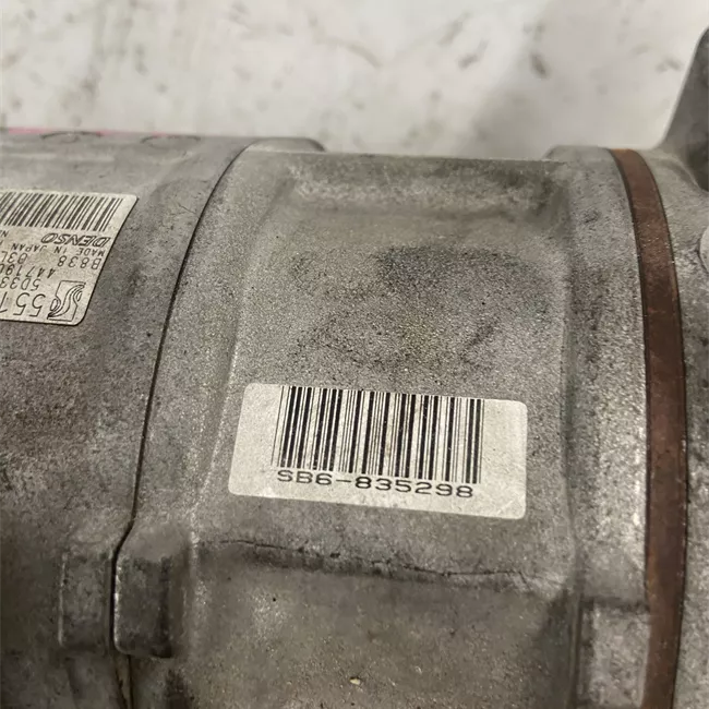 Compressore aria condizionata rotazionale