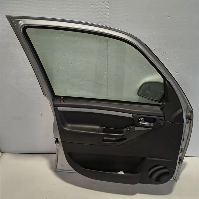Porta anteriore sinistra