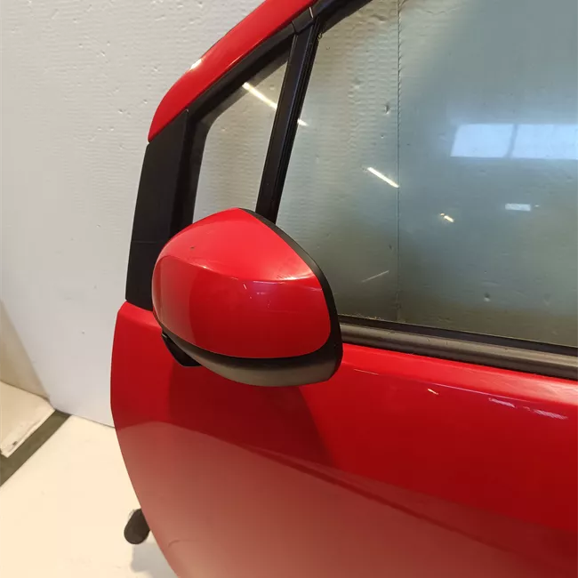 Porta anteriore sinistra