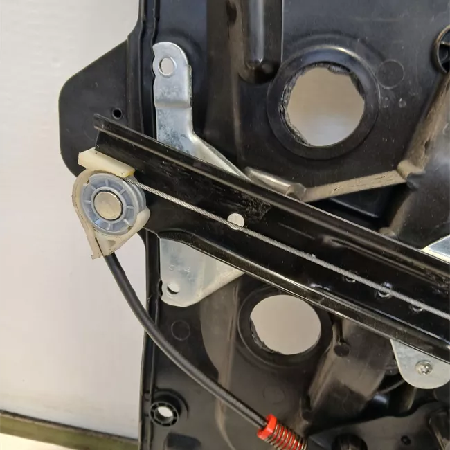 Alzacristallo elettrico porta anteriore sinistro con motorino