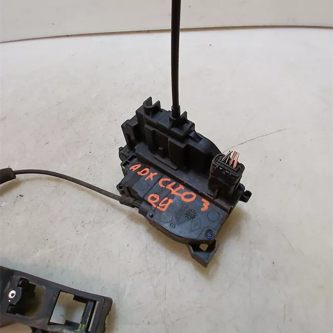 Serratura porta anteriore destra con bloccaggio elettromagnetico