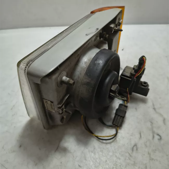 Proiettore destro CARELLO Arancio