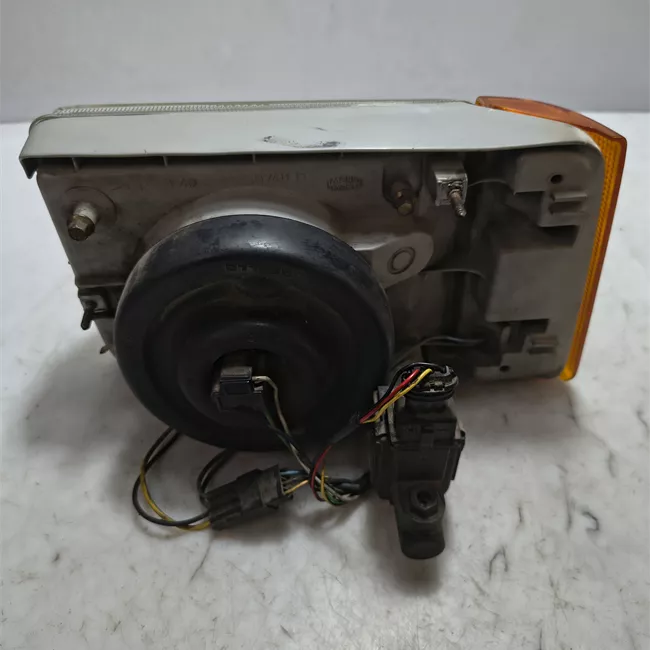 Proiettore destro CARELLO Arancio