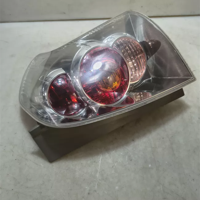Fanale posteriore destro 07>