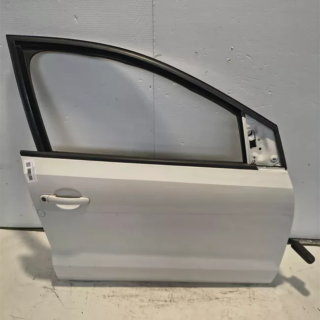 Porta anteriore destra
