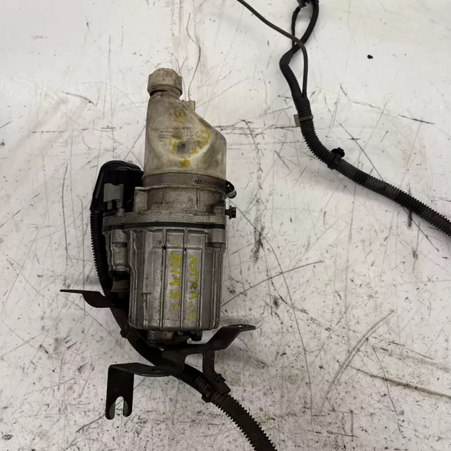 Pompa servosterzo ZF con serbatoio