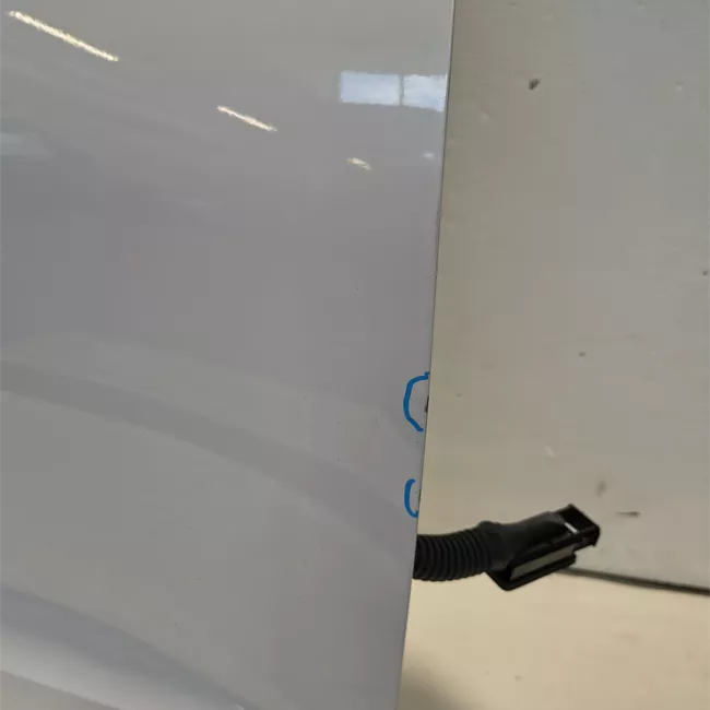 Porta anteriore destra