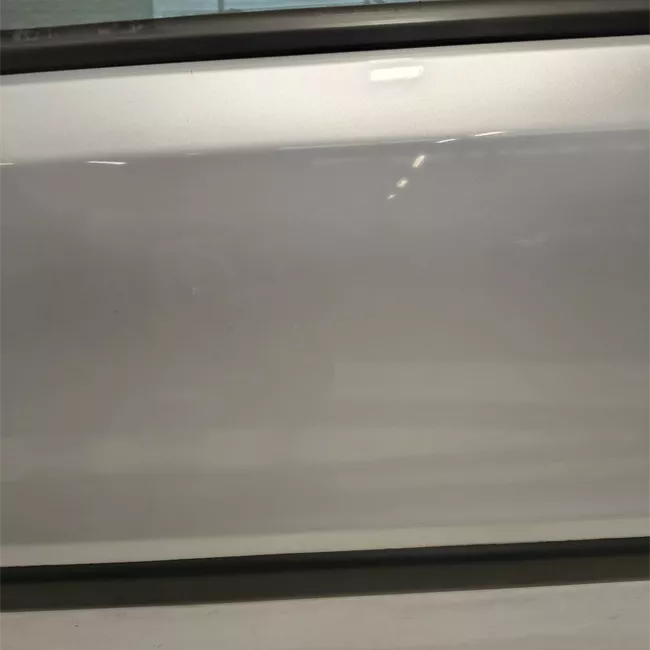 Porta anteriore sinistra