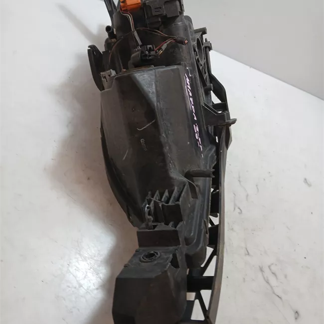 Proiettore destro